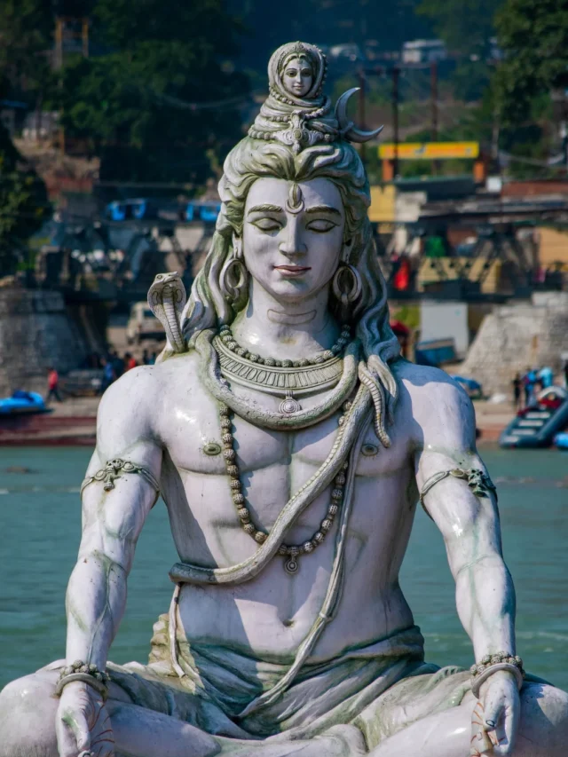 Top Temples to Visit for Maha Shivaratri 2025